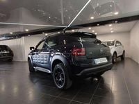 Usado Citroën C4 Cactus Feel 92 CV (67 kW) 2015 Azul Utilitario