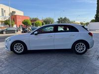 Usado Mercedes A180 136 CV (100 kW) 2022 Blanco Berlina