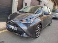 Usado Toyota Aygo X-cite 72 CV (52 kW) 2021 Gris Utilitario