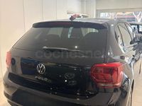 Usado VW Polo Advance 95 CV (69 kW) 2021 Negro Utilitario