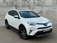 Usado Toyota RAV4 Hybrid Executive 197 CV (144 kW) 2018 Blanco SUV