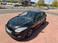 Usado Renault Mégane GrandTour Dynamique 110 CV (80 kW) 2014 Negro Familiar