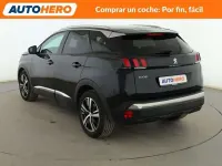 Usado Peugeot 3008 Allure 131 CV (96 kW) 2019 Negro SUV