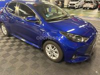 Usado Toyota Yaris Hybrid Active 116 CV (85 kW) 2021 Azul Berlina