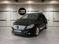 Usado Mercedes B180 109 CV (80 kW) 2014 Negro Monovolumen