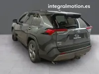Käytetty Toyota RAV4 Hybrid Advance 218 HP (160 kW) 2020 Harmaa Katumaasturi