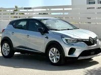 Usado Renault Captur Zen 115 CV (84 kW) 2020 Gris / plata SUV