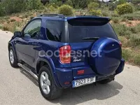 Usado Toyota RAV4 Sol 150 CV (110 kW) 2002 Azul SUV