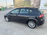 Usado Seat Leon Style 105 CV (77 kW) 2009 Negro Utilitario