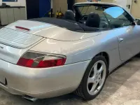Usado Porsche 911 Carrera Cabriolet 320 CV (235 kW) 2001 Gris / plata Descapotable