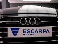 Usado Audi A4 Advanced Plus 190 CV (139 kW) 2019 Gris / plata Familiar