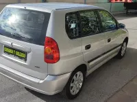 Usado Mitsubishi Space Star Plus 115 CV (84 kW) 2004 Gris / plata Monovolumen