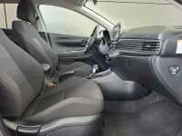 Usado Hyundai Bayon 101 CV (74 kW) 2024 Verde SUV