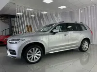 Usado Volvo XC90 Momentum 190 HP (139 kW) 2019 Cinzento SUV