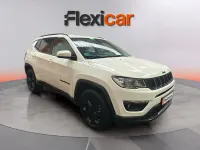 Usado Jeep Compass Sport 140 CV (102 kW) 2019 Blanco SUV