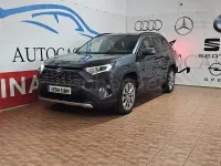Usado Toyota RAV4 Hybrid Luxury 218 CV (160 kW) 2021 Gris / plata SUV