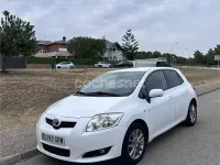 Usado Toyota Auris Active 90 CV (66 kW) 2009 Blanco Utilitario