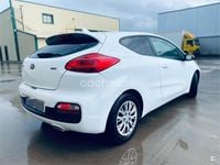 Usado Kia Ceed GT 110 HP (80 kW) 2014 Branco Sedan