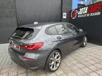 Usado BMW 118 136 CV (100 kW) 2020 Gris / plata Utilitario