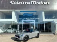 Usado Mini Cooper D 116 CV (85 kW) 2016 Gris Utilitario