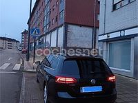 Usado VW Passat Sportline 150 CV (110 kW) 2018 Negro Familiar