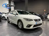 Usado Seat Ibiza Style Plus 110 CV (80 kW) 2022 Blanco Utilitario