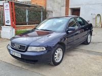 Usado Audi A4 Ambiente 150 CV (110 kW) 2000 Azul Berlina