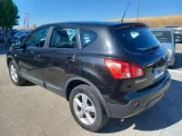 Usado Nissan Qashqai Tekna 106 CV (77 kW) 2009 Negro SUV