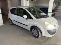 Usado Renault Grand Modus Authentique 75 CV (55 kW) 2009 Blanco Monovolumen