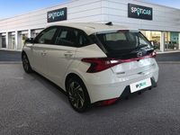 Usado Hyundai i20 100 CV (73 kW) 2021 Blanco Berlina