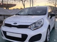 Usado Kia Rio 90 CV (66 kW) 2011 Blanco Berlina