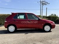 Usado Citroën Saxo Furio 58 CV (42 kW) 2002 Granate Utilitario