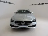 Usado Mercedes E220 194 CV (142 kW) 2022 Gris / plata Familiar