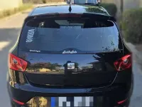 Usado Seat Ibiza Style 105 CV (77 kW) 2016 Negro Berlina