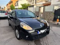 Usado Renault Clio II Authentique 68 CV (50 kW) 2010 Negro Berlina
