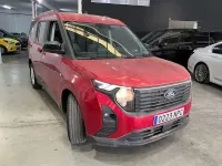 Nuevo Ford Tourneo Courier Titanium 125 CV (91 kW) 2026 Rojo Monovolumen