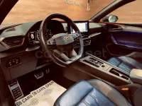 Usado Cupra Leon VZ 245 CV (180 kW) 2022 Gris / plata Berlina