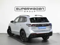 Usado VW Tiguan R-line 204 CV (150 kW) 2026 Plateado SUV