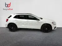 Usado Mercedes GLA180 122 CV (89 kW) 2020 Blanco SUV