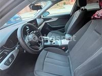 Usado Audi A4 Advanced Plus 136 CV (100 kW) 2019 Gris / plata Familiar