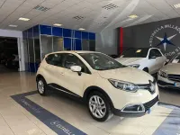 Usado Renault Captur Intens 120 CV (88 kW) 2013 Beige SUV