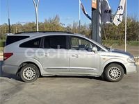 Usado Ssangyong (KGM) Rodius 165 CV (121 kW) 2007 Gris / plata Monovolumen