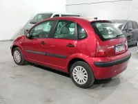 Usado Citroën C3 61 CV (44 kW) 2003 Rojo Berlina