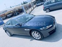 Usado Jaguar XE Prestige 180 CV (132 kW) 2016 Azul Berlina