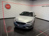 Usado Seat Leon FR 150 CV (110 kW) 2021 Gris / platagris plata Berlina