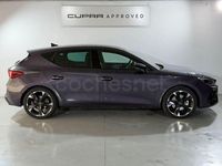 Usado Cupra Leon 204 CV (150 kW) 2025 Violeta / lila Berlina