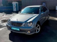 Usado Mercedes C180 Avantgarde 143 CV (105 kW) 2005 Gris Berlina
