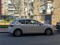 Usado Seat Leon Reference 105 CV (77 kW) 2015 Blanco Berlina