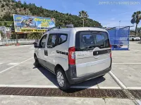 Usado Peugeot TePee Outdoor 68 CV (50 kW) 2009 Gris / plata Monovolumen