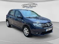 Usado Dacia Sandero Ambiance 75 CV (55 kW) 2016 Azul Berlina
